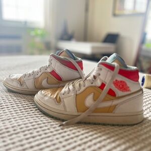 Nike Jordan 1 Mid SE Sesame (Women's)